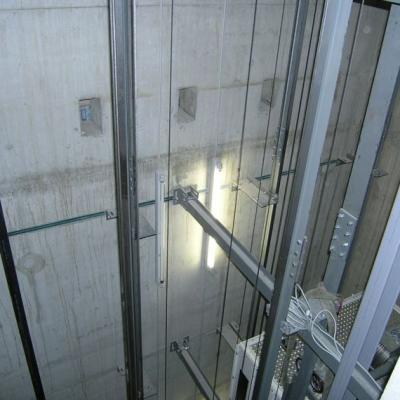 Лифтовая направляющая